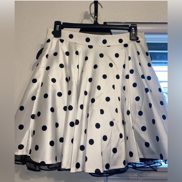 2 Piece My Michelle/ City Triangles - Picture 3 of 5